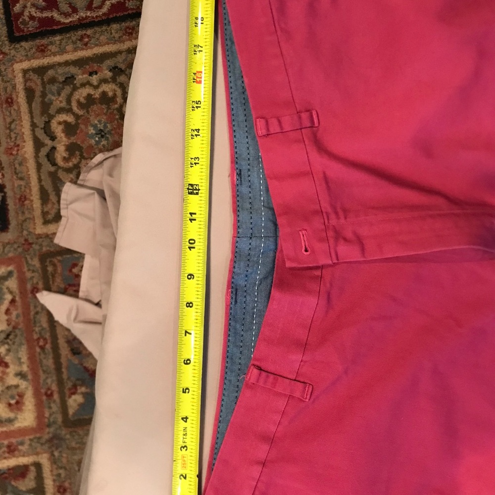 Men’s golf shorts